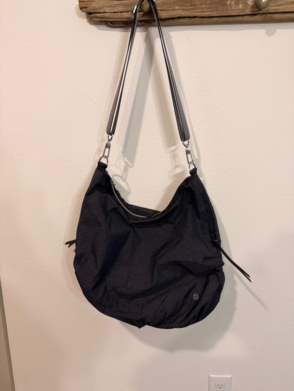 Lululemon Navy Women's Shoulder Hobo Bag - Lightweight Everyday Carry